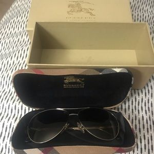 Classic Burberry sunglasses w/ box and case